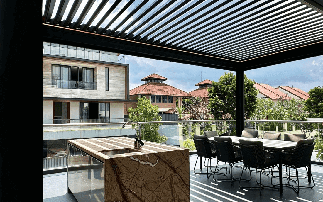 SMART ROOF SHADE SYSTEMS