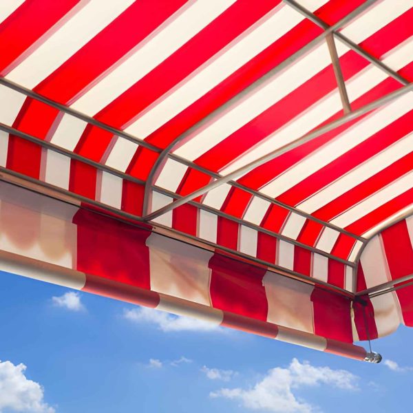 how to choose the best awning fabric for hot climates