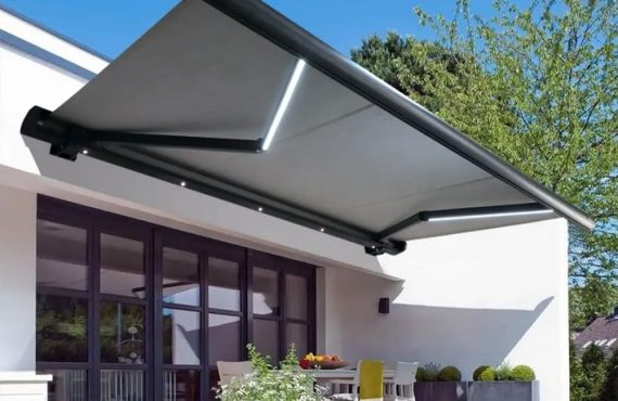 Awning in Dubai